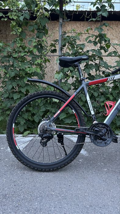 В продаже  Trinx m116