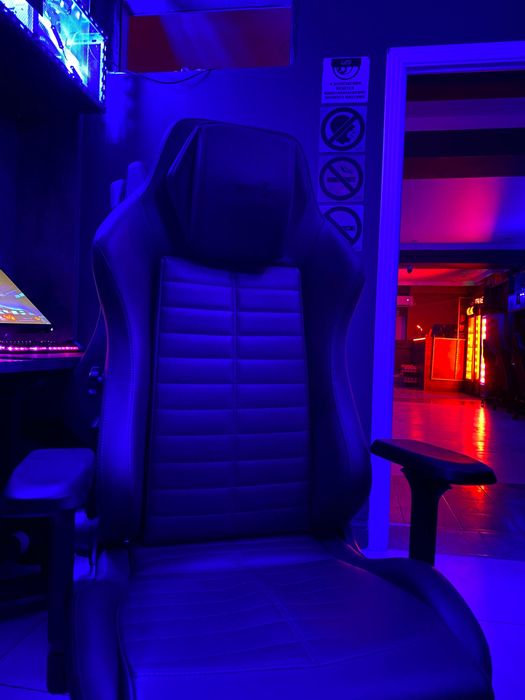 Продам компьютерный клуб