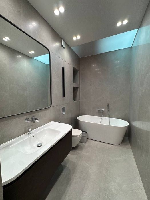 Modern Stroy Продается 3 коматная квартира ремонт ул.Уста Ширин