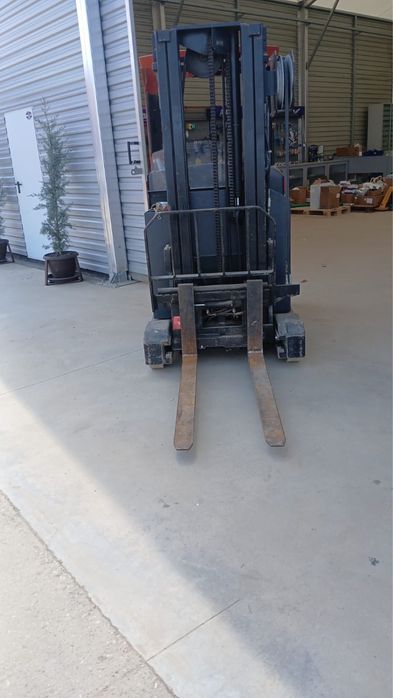 Stivuitor electric BT RRN2 , greutate 3T, baterie noua