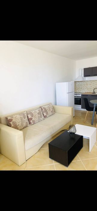 Дава се под наем Двустаен апартамент в Свети Влас - 66 кв.м за 2550 € - Снимка #2