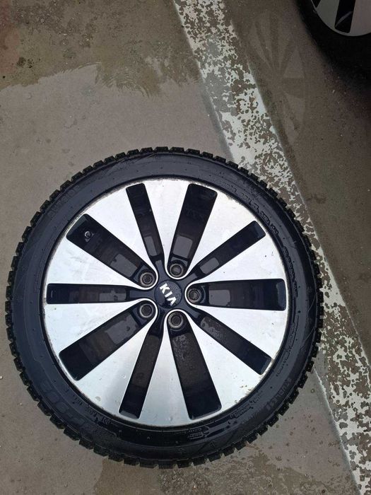 jante r18 235/45 114.3 KIA hyundai