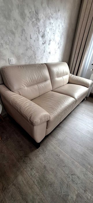 Луксозен италиански диван NATUZZI – Естествена дебела кожа (Като нов)