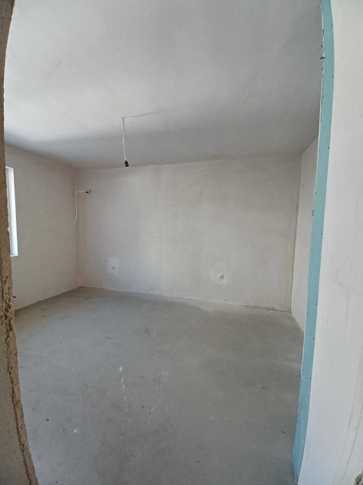 Продава се Тристаен апартамент в Варна, Център - 126 кв.м за 1985 €/кв.м - Снимка #8