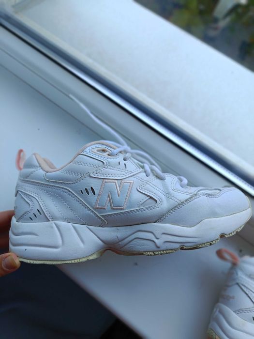 Adidași NEW Balance mărimea 40