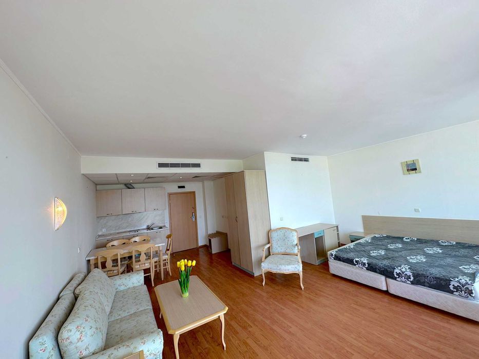 Продава се Едностаен апартамент в к.к. Слънчев бряг - 84 кв.м за 739 €/кв.м - Снимка #4