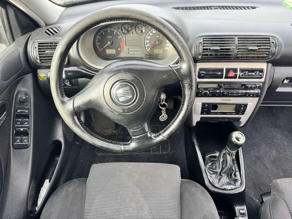 Vand piese seat leon 1.6 16v benzina