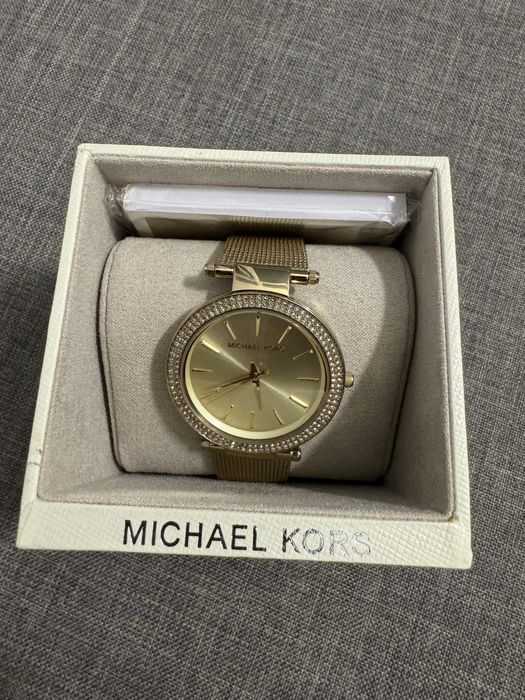 Michael Kors златен часовник