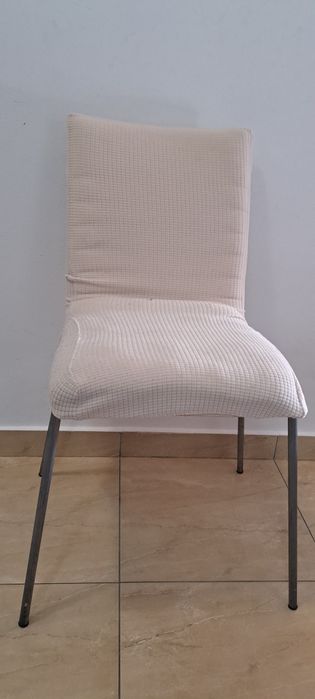 4 Scaune cu picioare metalice