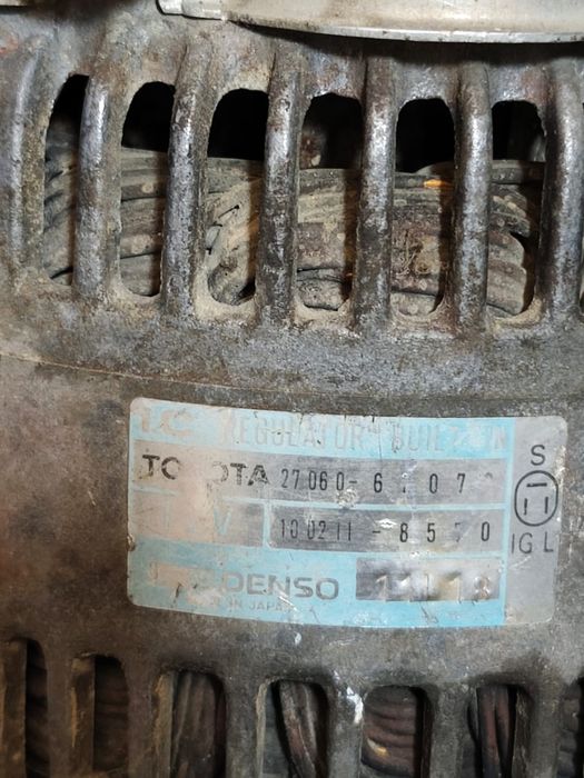 Генератор от Toyota