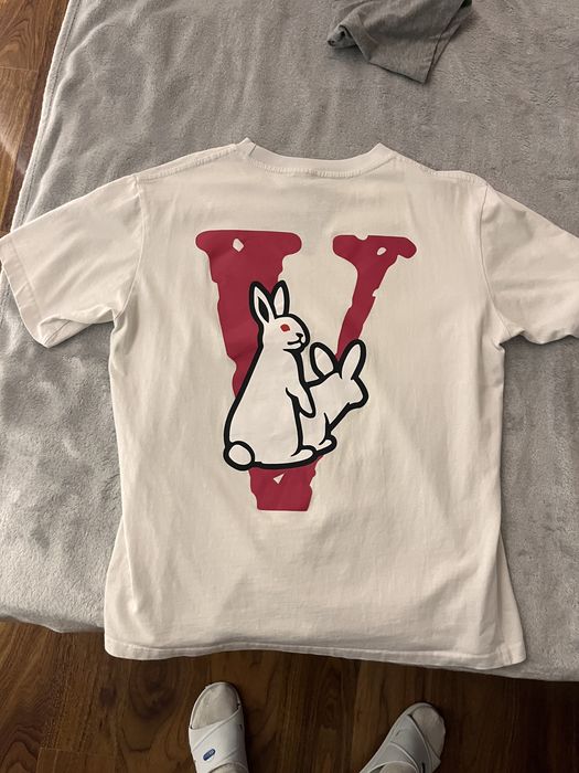 Тениски Travis Scott, V-Lone, Amiri и Nike