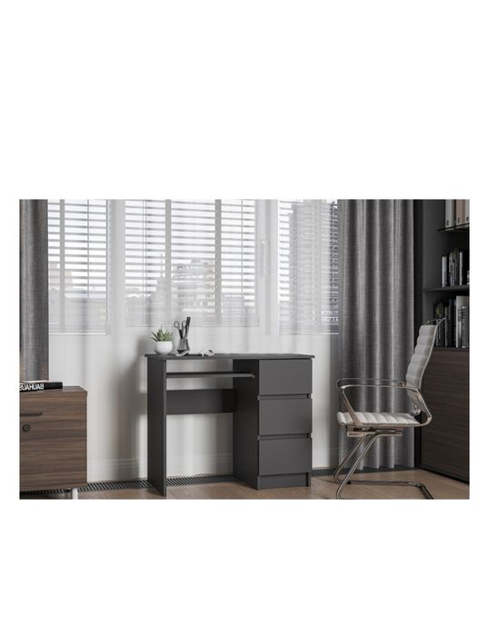 Письменный/компьютерный стол