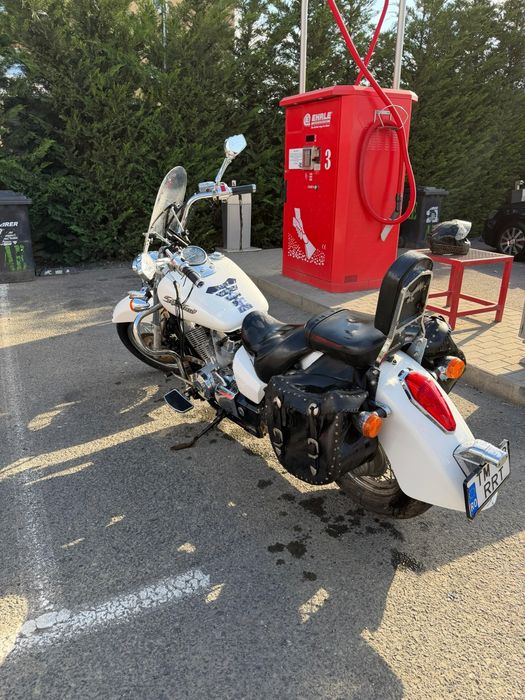 Honda shadow 750
