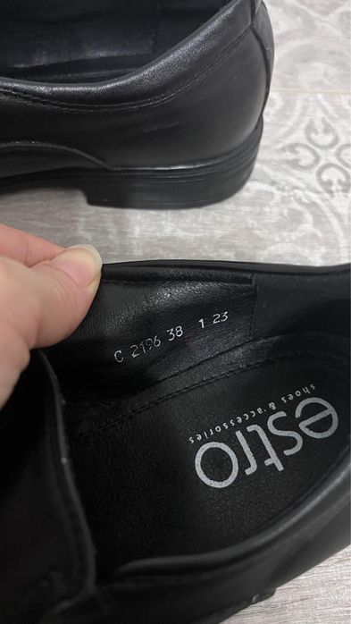 Мужской туфли 38 размер