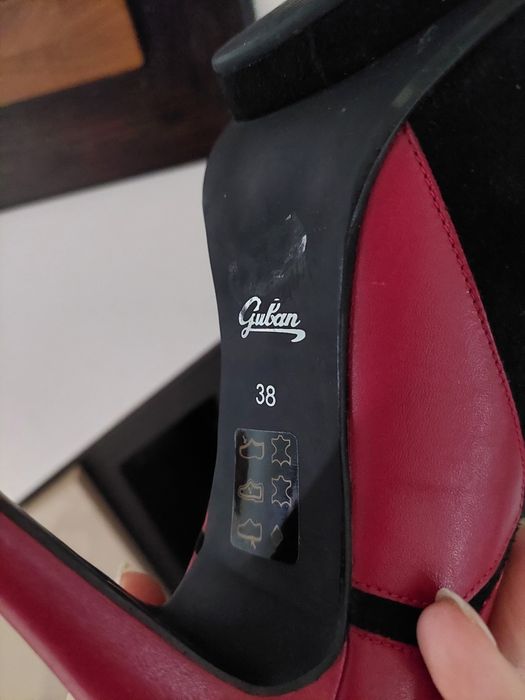 Pantofi piele Guban 38, impecabili