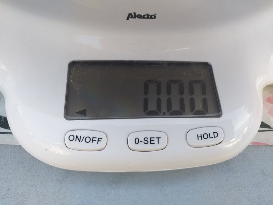 Cântar pentru nou născuti.