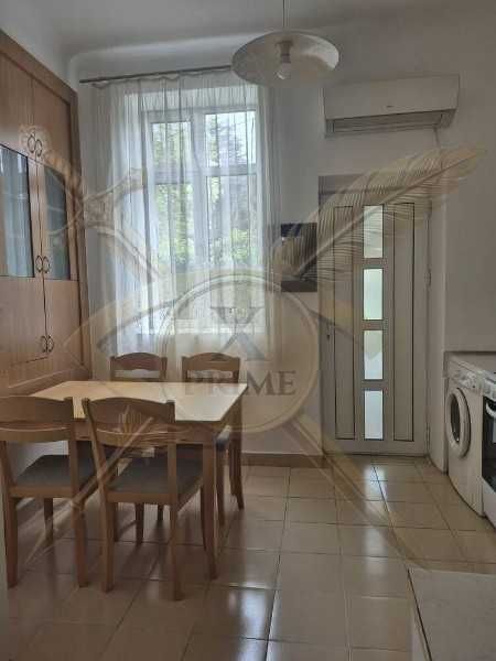 Етаж от къща в Център! 21913462