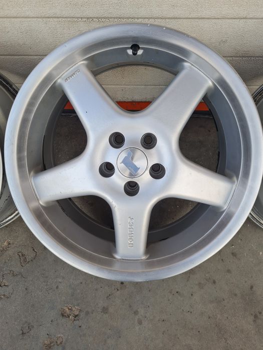 Джанти BORBET за VW AUDI SEAT SKODA Toyota Subaru R17 5x100 ET35 8J