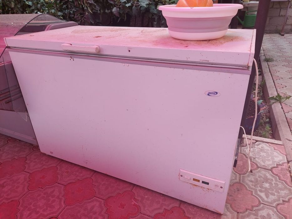 Продам морозильник