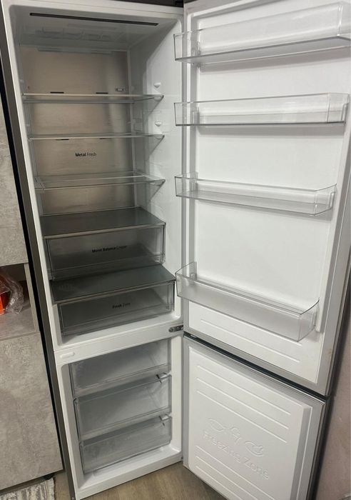 Холодильник очень хорошем состоянии