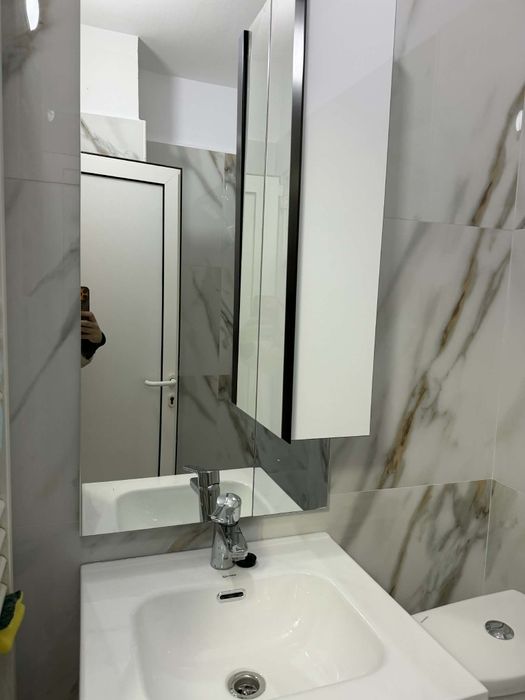 Vând garsoniera finisata