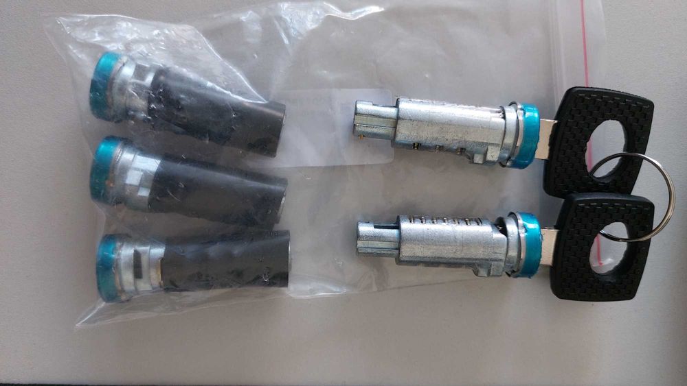 Ключалка за Мерцедес - 2 ключа с 5 цилиндъра Вито Спринтер