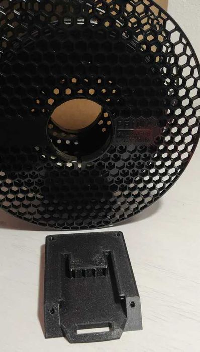 Adaptor universal pentru baterii Parkside
