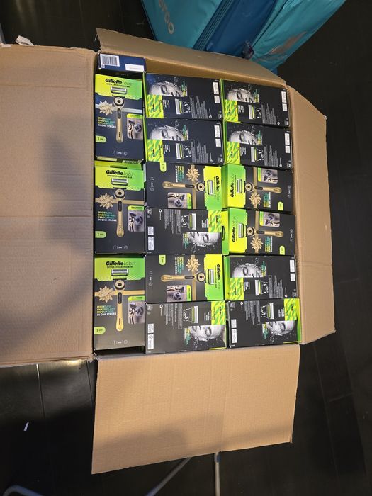 Vînd  gillette labs