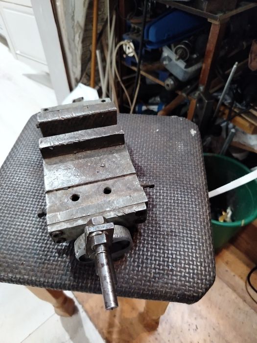 Тиски станочные 100х60мм