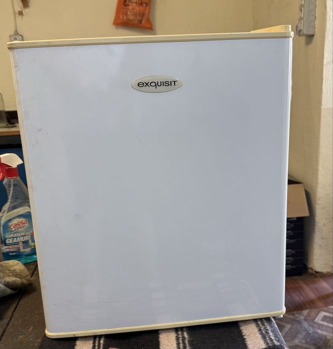 Vand minifrigider Exquisit -38L