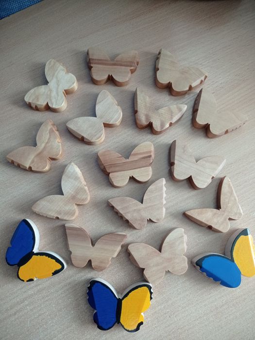 Бабочки из дерева (магниты/сувениры)