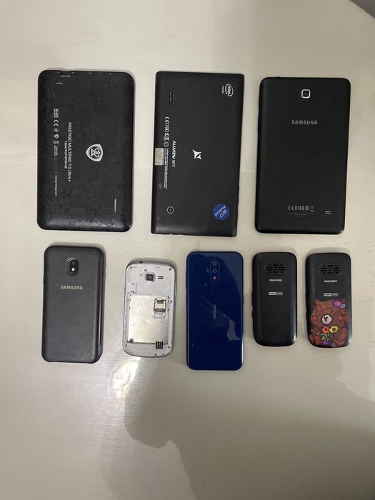 Lot Telefoane si Tablete ( Defecte)