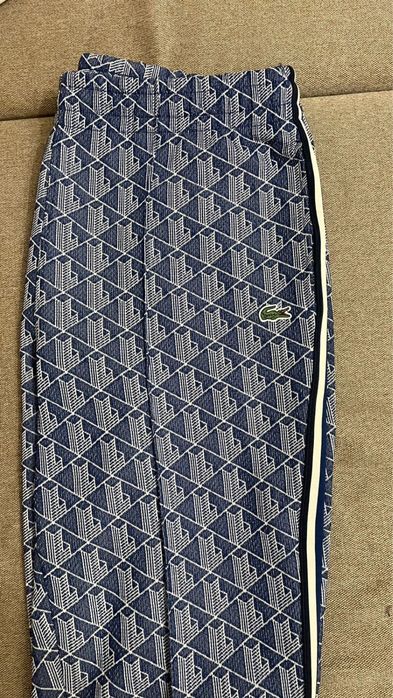 Спортивные брюки Lacoste