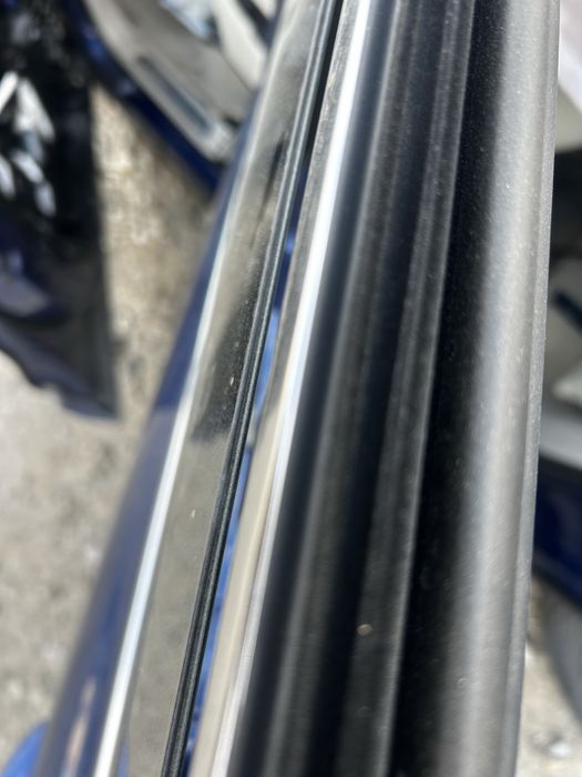 Geam ușă  stânga față dublu Volkswagen Touareg 7P