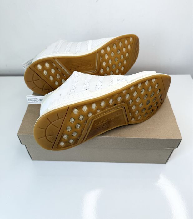 Adidas NMD_R1 ( 44) 28,5см. Маратонки