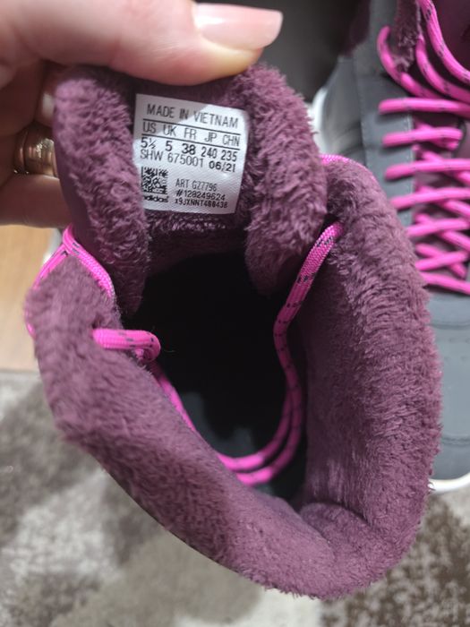 Adidas Hoops Mid 2.0