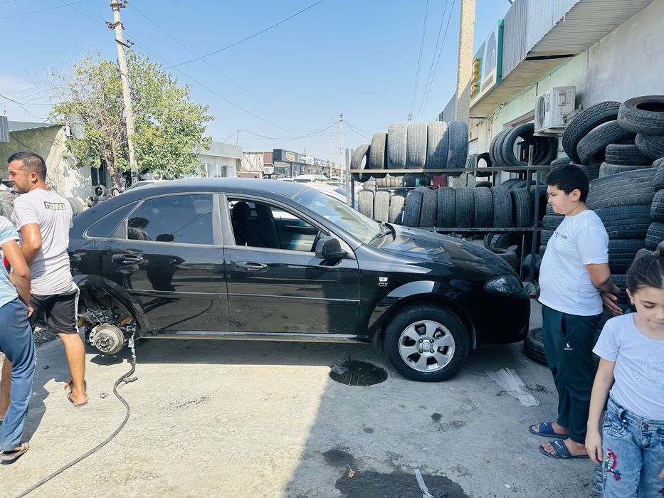 2024 Fevralda salondan olingan Katta bolalarni moshinasiQora Gentra