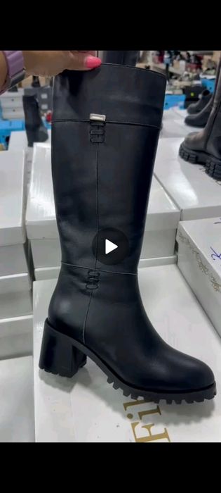 Женские зимние  сапоги