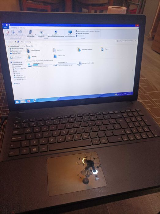 Лаптоп Asus sonic master