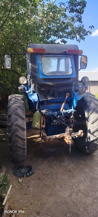 Traktor T28 naxadu