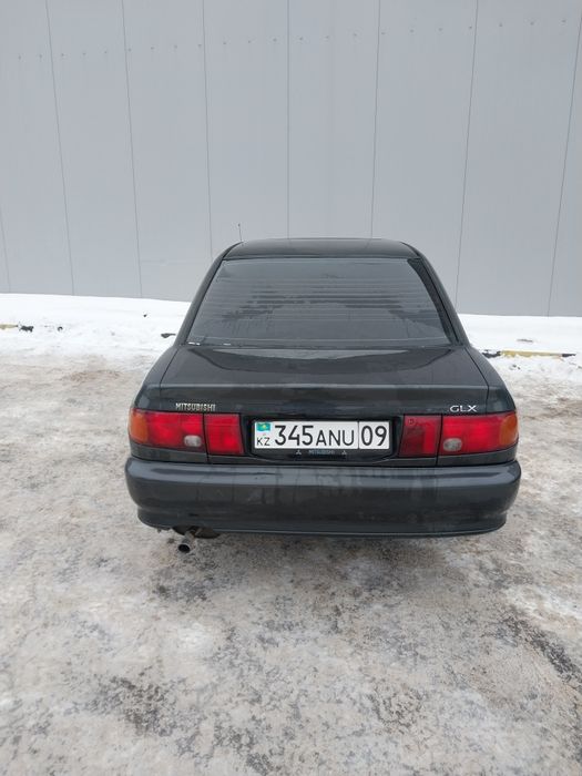 Митсубиси Лансер