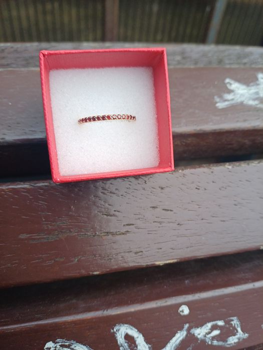 Inel de aur galben de 14 k model tenis