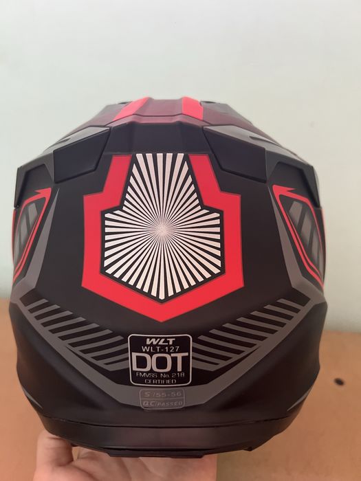 Кросова каска 127 Matt Black/Red Размер S – за ремонт / части