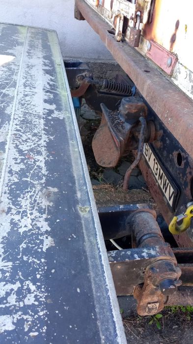 Vând camion apicol Man 14 tone ( miere salcâm bio poliflora stupi lăzi