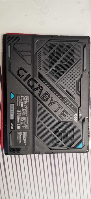 Лаптоп Gigabyte gaming A16 GA63H 3TH