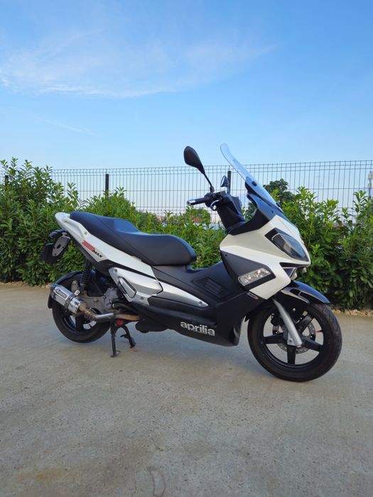 Aprilia SR max 300 Piaggio/Gilera