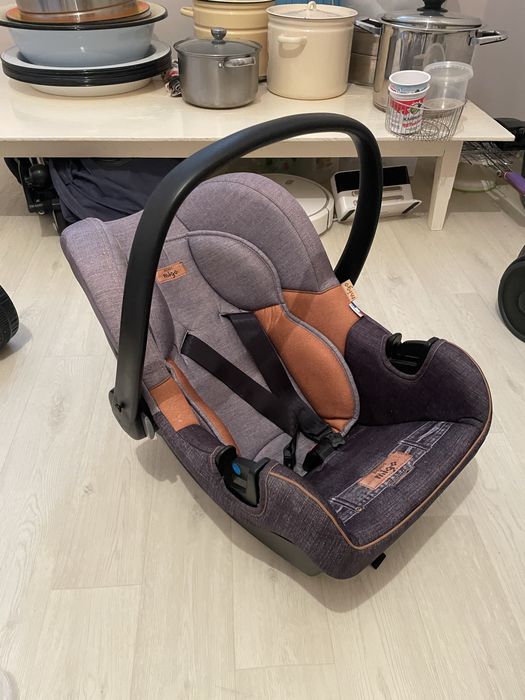 Автолюлька до года