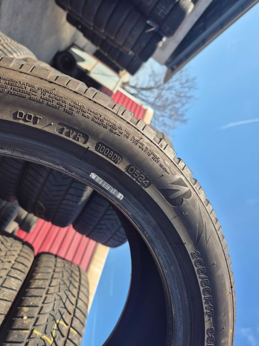 2 Anvelope M+S - 205/50/17 - BRIDGESTONE - CA UNELE NOI - DOT 2024 !