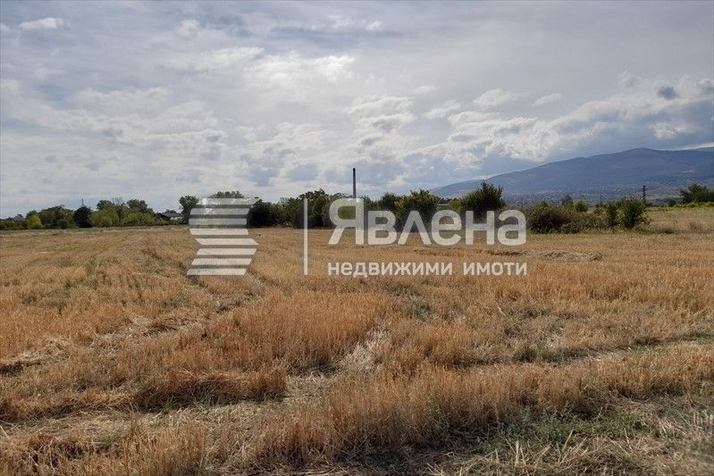 Продава се Земеделски имот в с. Първенец, Област Пловдив -  кв.м за 25 €/дка - Снимка #1