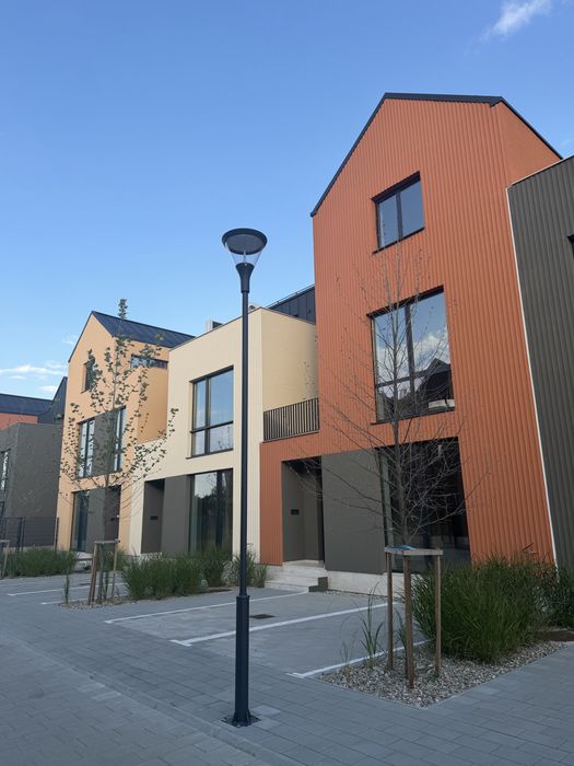 Vila noua, 4 camere, complex case The Meadows, Petrom City, Genesis School, Deutsche Schule